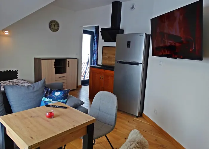 Widokówka Gospodarstwo agroturystyczne *